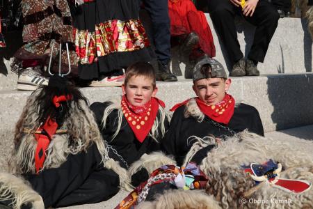 Kurenti iz Zamušanov v Kamniku preganjali zimo (36)